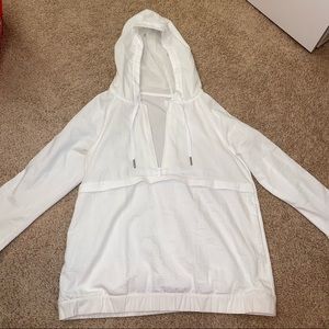 Lululemon *rare*
size 6 
White half zip rain or wind jacket with hood!